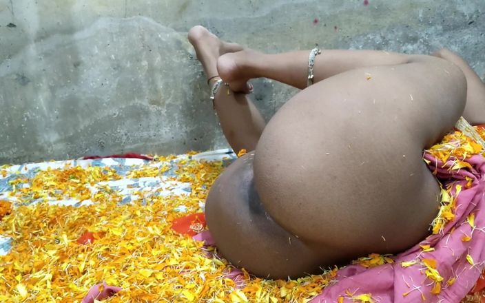 Mumbai Ashu: 친구의 결혼식 밤을 위해 침대를 장식했다, 내 신부가 나에게 따먹히다