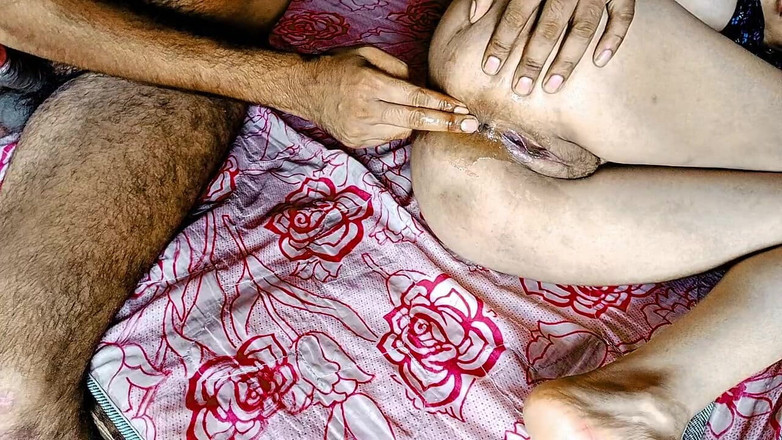 Kimmo: 哥的阴户有刺痛的感觉