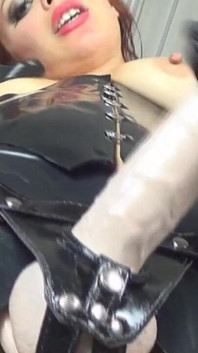 高清吸烟热穿戴式假女主人2（直播）