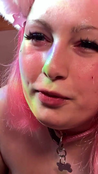 POV: Sua namorada curvilínea de puppygirl está com fome de seu tesão
