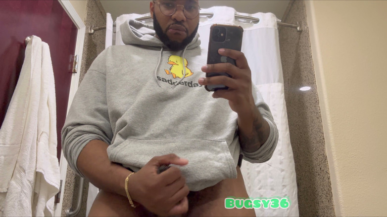 Bugsy136: Sneak Sexting