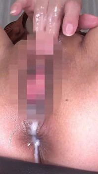 Mujer madura en sus años cincuenta - auto placer intenso con movimiento imparable - 4