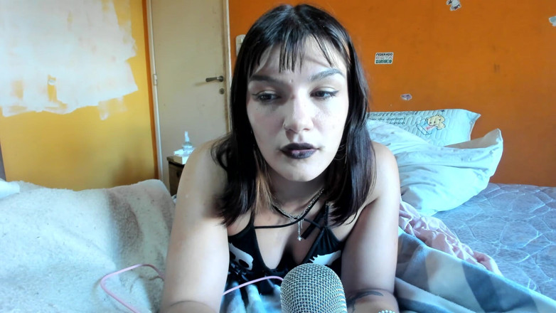 Seiko Osabe: Femdom Joi: dit gothic meisje gaat je geen knipbeurten afvoeren