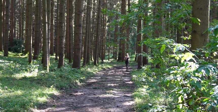 Lea Kirsch: Video baru: Brazenly diregangkan semasa berjoging! Hiker Memberikan Saya Creampie!...