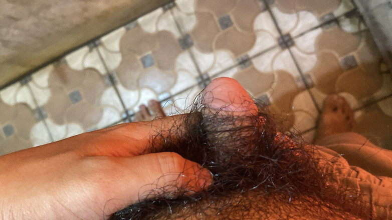 Jackson World: Bathroom Confession I Masturbated in Secret and Couldn’t Stop Myself...