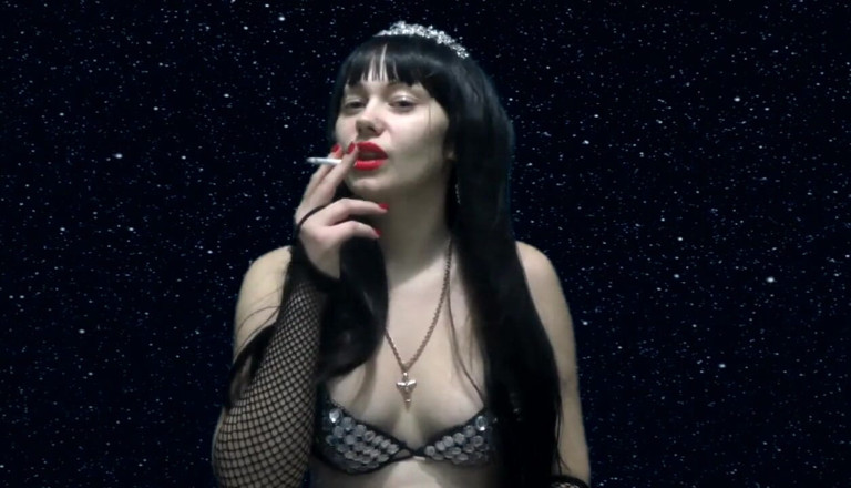 Goddess Misha Goldy: Jerk off instruction with cum countdown under the starry sky