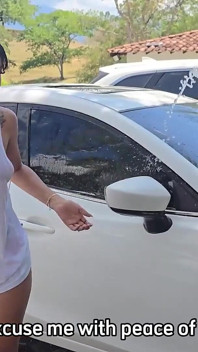 Colombia berkongkek di bilik cuci kereta dengan seorang lelaki dengan zakar besar - Athenea Rose & Max Betancur