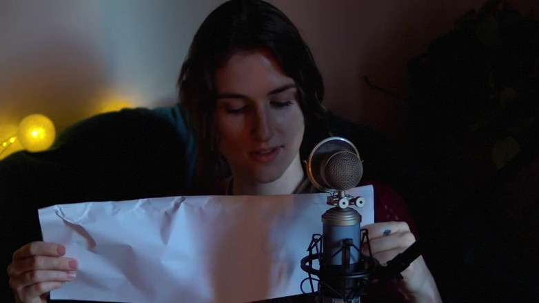 Piper Blush: Asmr Papierowe dźwięki