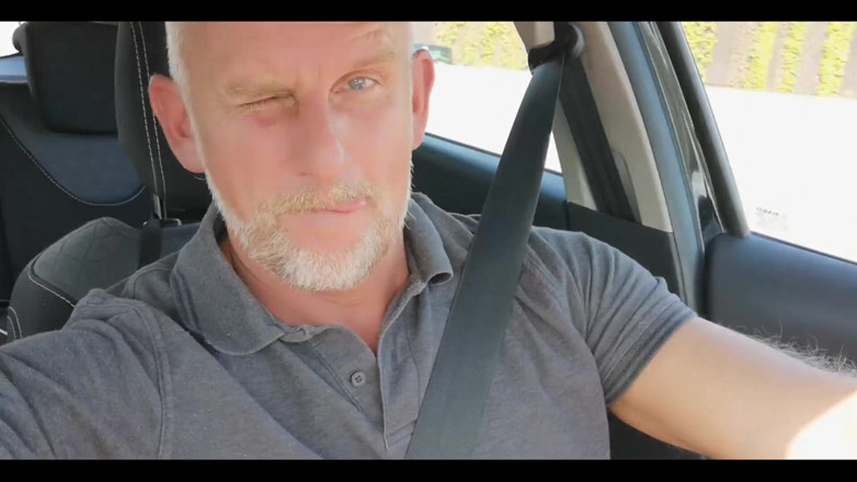 AlexBullmann: Geh in mein auto
