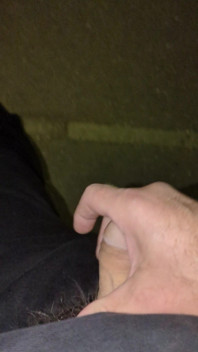 Jerk off Outdoors