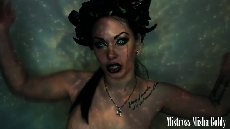 Goddess Misha Goldy: Sembah, melancap dan pancutan mani dalam mulut Succubuss! Kongkek minda...