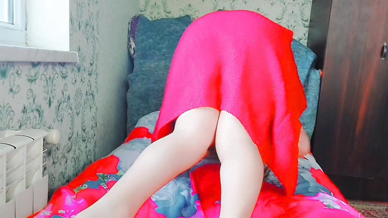 Kitty_Cross: 最可爱的业余色情明星模特热雪公主白雪公主是一个肚子舞者srripteas的美味性感身体