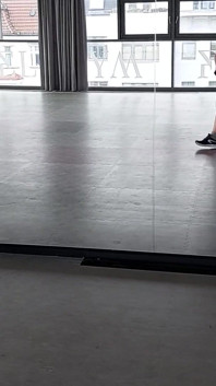 Rivelazione della pancia in palestra