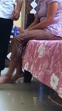Desi Teacher Ne Student Girl Home Me Lake