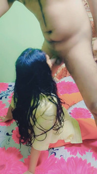 Indischer heißer bhabhi-sex mit stiefbruder