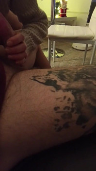 Amateurin lutscht und fickt nahaufnahme mit sperma