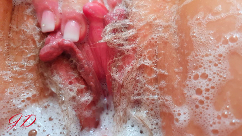 JuicyDream: JuicyDream - joc cu pizdă și spermă pe cur în cadă