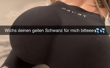 Adrianablonde: Ik ben terug van yoga en stuur je vuile video's...