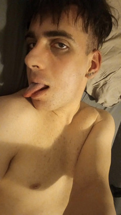 Fake male: Jsem nadržená po holení těla
