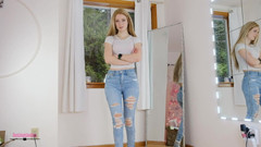 Destination Kat: JOIに出演する服