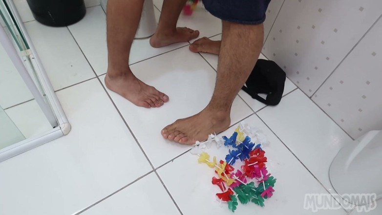 MundoMais: Carnival Fuck!