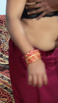 Un mari et sa femme desi baisent dans chaque position en fumant, audio hindi complet