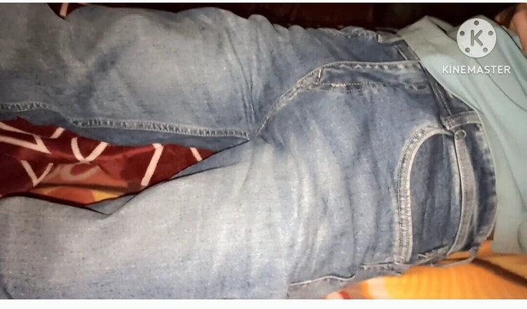 Desi__Panda: Zum ersten mal Ã1/4ãŸe ich die unterwäsche meines stiefbruers, um seinen...