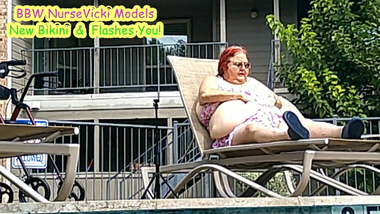 BBW nurse Vicki adventures with friends: La Enfermera Vicki Modela Su Nuevo Bikini En La Piscina...