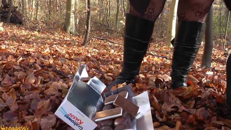 Anna Devot: The boot fetishes
