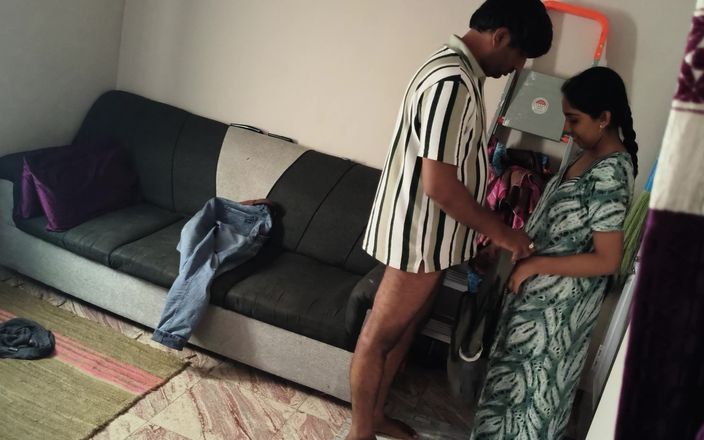 Bobbypranav: Cupluri sexy indiene sex pentru prima dată