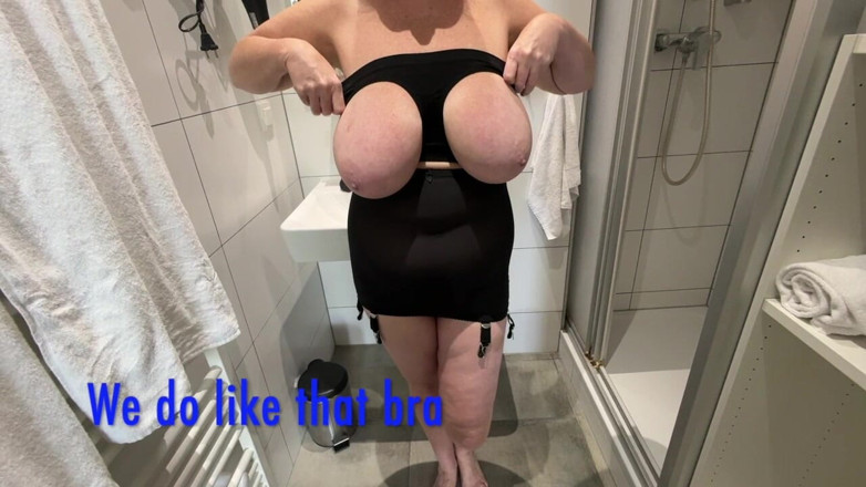 Aunty Sandra vintage girdle queen: Mătușa Sandra în curul ei de zi cu zi Vgq45