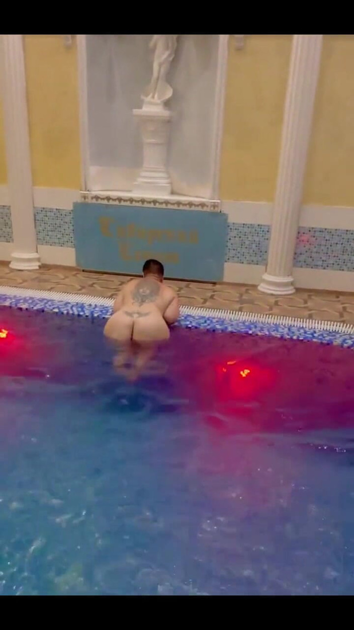 KarmenMilf: Putri duyung