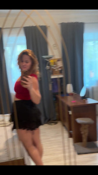 Can You Help Me? What Look Should I Choose for a Walk in the Park?