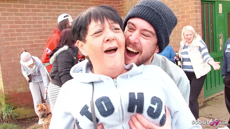 Full porn collection: Lola marie dan pacarnya bersembunyi dari polisi di apartemen - ngentot...