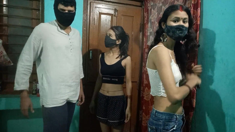 Raitorani: Two Girls and a Boy College Classmates Threesome