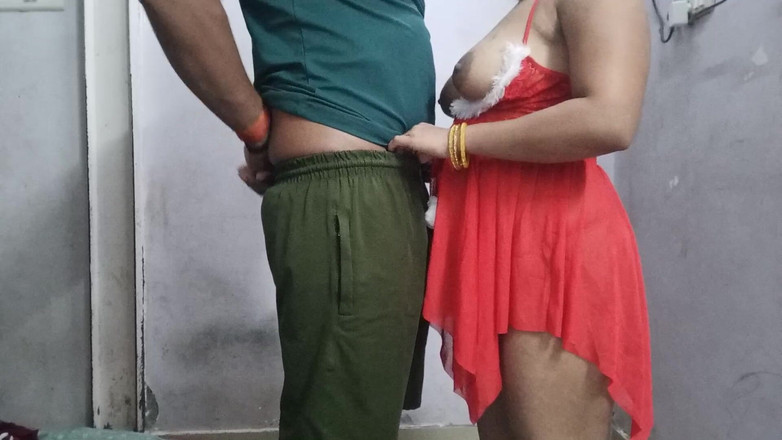 Hindi-Sex: Sexe romantique grésillant dans la chambre, vrai couple desi indien...