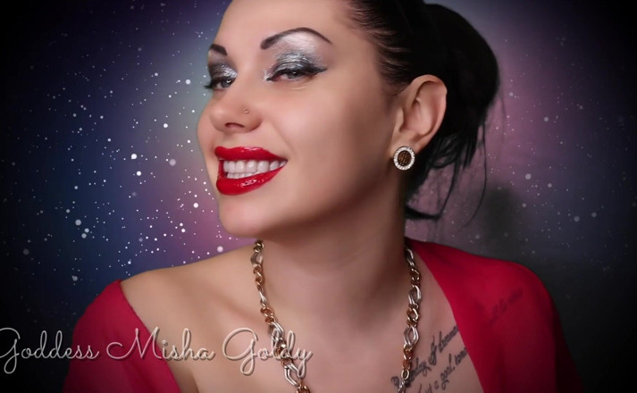 Goddess Misha Goldy: 私の官能的な赤い唇は私のBFコックに気持ちがいいですが、それらからのあなたにとっては、言葉による屈辱だけです!