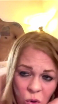 "Anal Twarze" Twarze robię, gdy dostaje fucked w dupę z wibratorem.