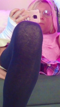 Stiefmutter und femboy melken - 4k voll