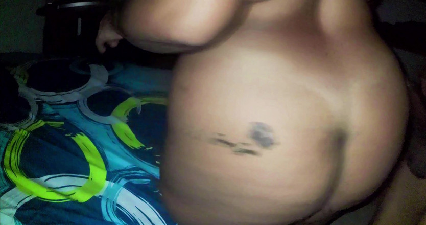 PABLO N3GROBAR: Lil Pony Uriaș cu cur facial