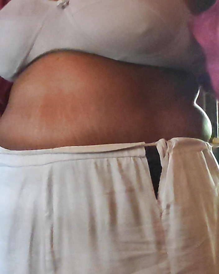 Realmallucouplevlog: Cewek tamil varsha si kakak ipar india lagi pakai sari