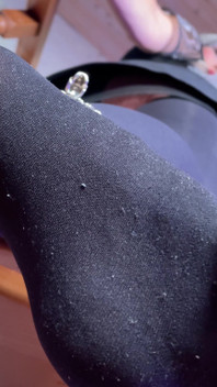 I Know You Want My Slightly Sweaty Nylon Foot with an Exquisite Smell Would Slowly Fall on Your Face