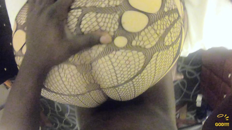 Succulent Samantha: White Emo PAWG Is Authority to Trot
