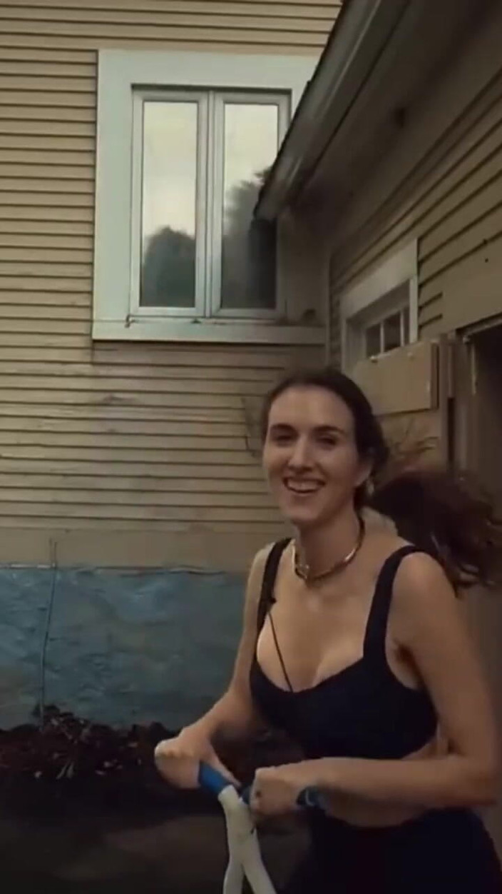 Piper Blush: 당신은 Pogostick 트릭이 있습니까?