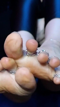 Cheat on Your Wife's Pussy with My Divine Feet