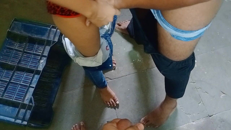 NikiRathod: Muie și combinație de backshot, dar fața ei e futută ca și...