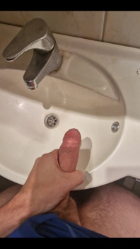 Wake up at Friend's House, Hungover. What Else You Gonna Do Than Cum? ‍