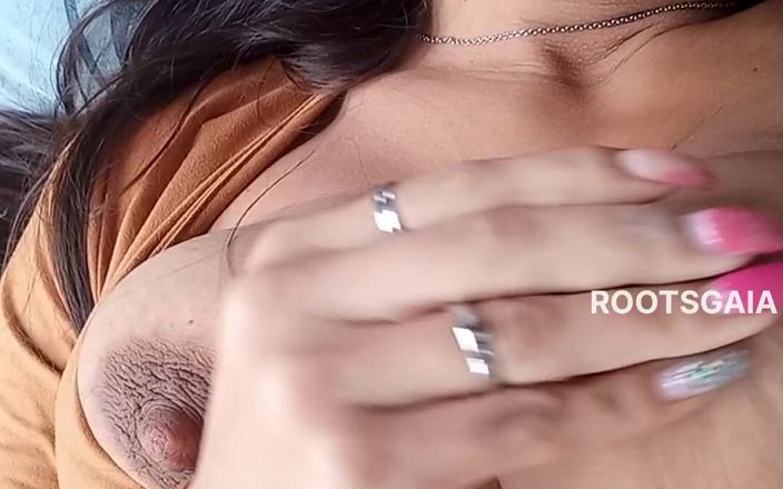 RootsGaia: 화장실에서 자위