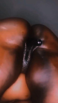Oiled BBW Ass Spreading and Masturbation