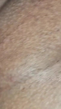 ミルキー弱虫フェムボーイがパパの細くて滑らかな尻でザーメンを食べる!